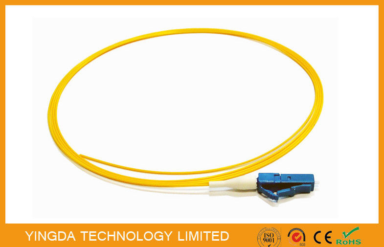LC SM LSZH Dây quang học Pigtail 900um Trắng 1.5M UPC Ba lan, Chuỗi sợi quang đơn